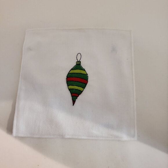 Christmas Embroidery Kitchen Square Towels White NEW - Set Of 4 - Picture 2 of 14